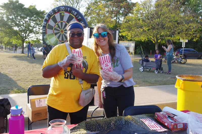 homecoming tailgate with free popcorn