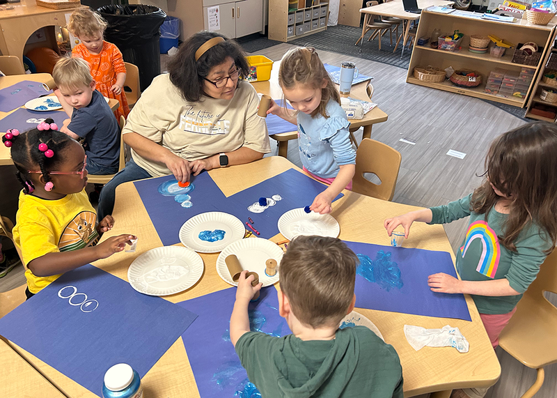 FECC students make art during Winter Break camp