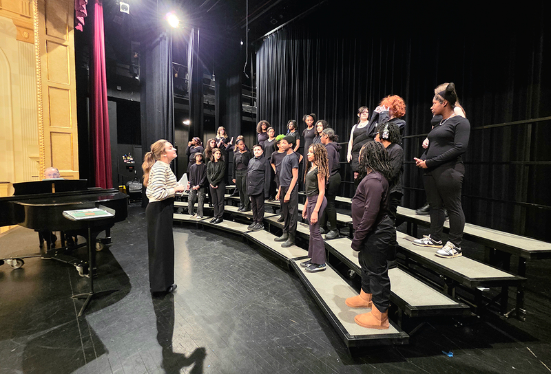 FMS Choir students earned straight 1s.