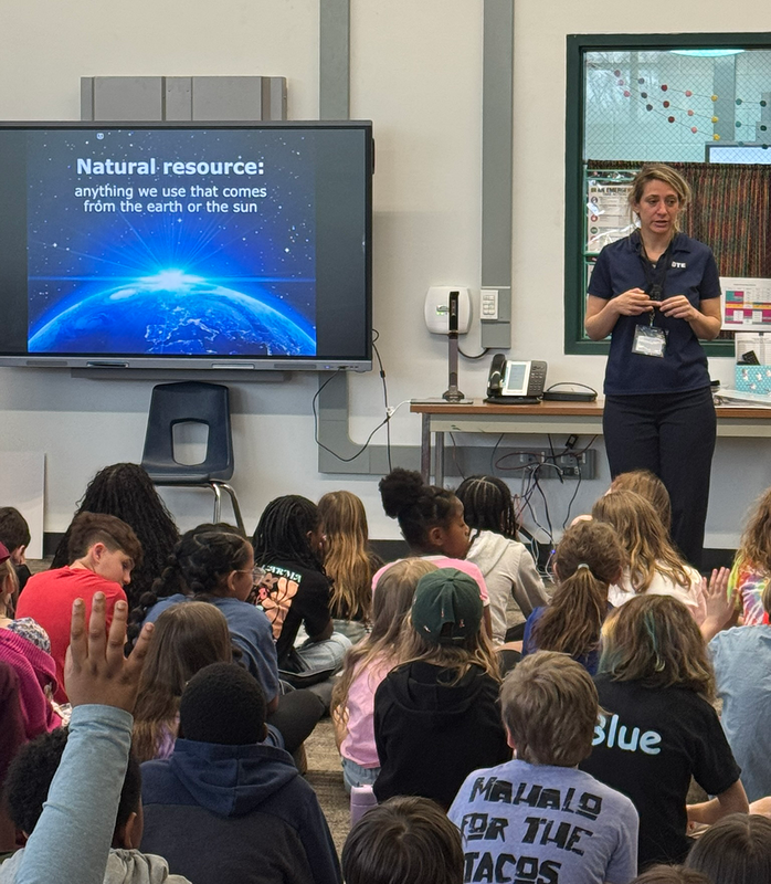 DTE teaches students about energy