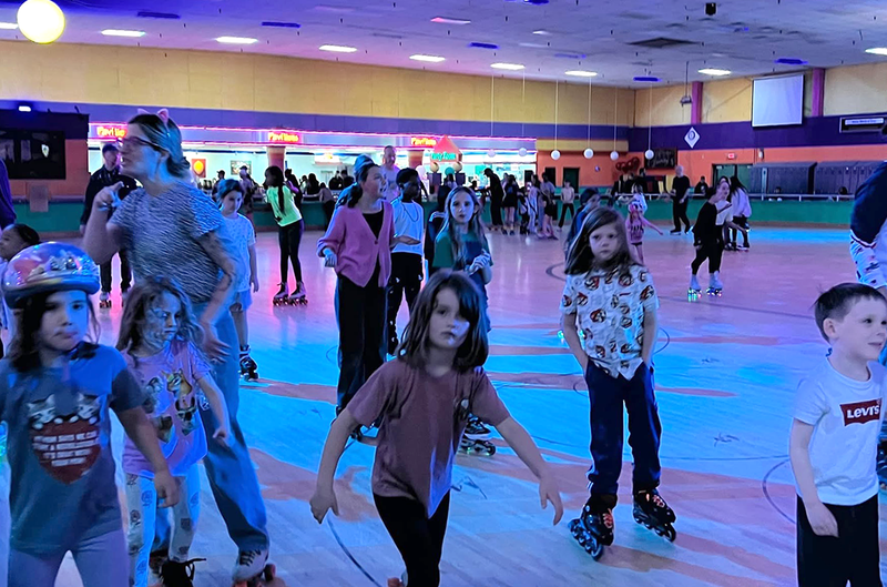 Skate Night brings elementary families out for fun and friendship