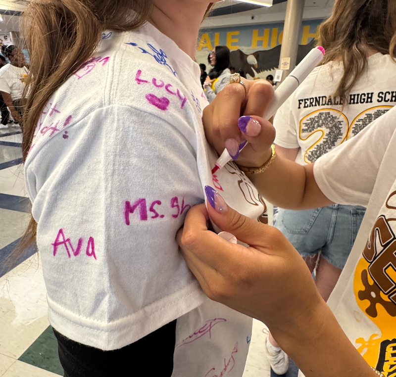 Seniors celebrate at FHS
