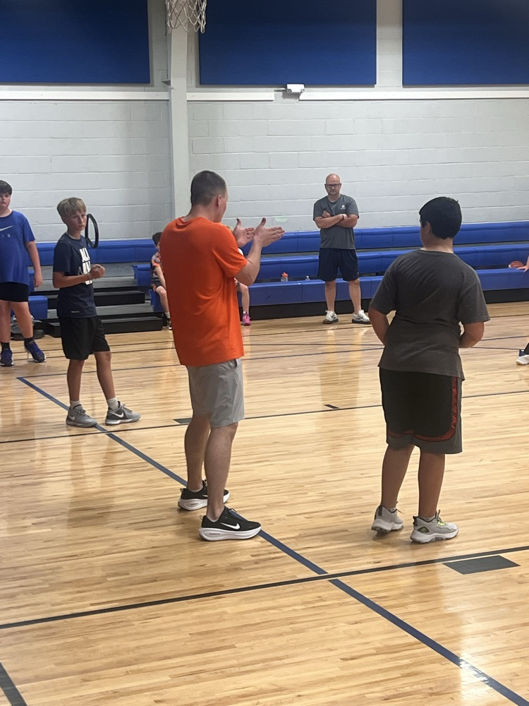 🏀