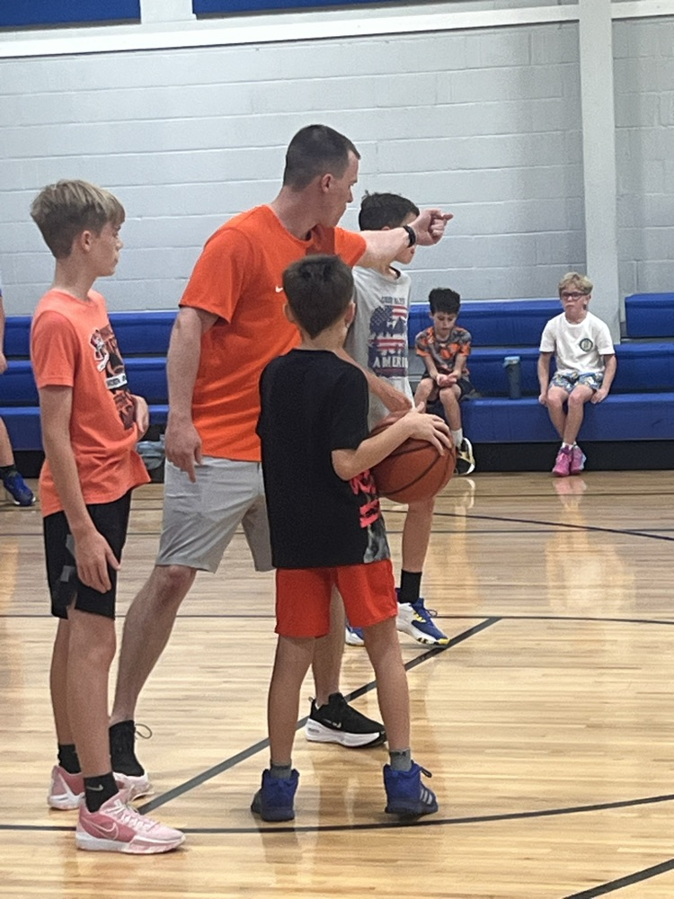 🏀