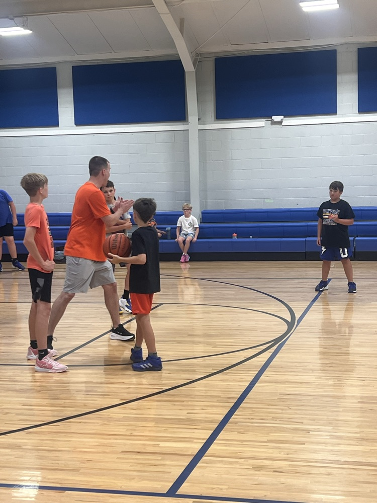 🏀