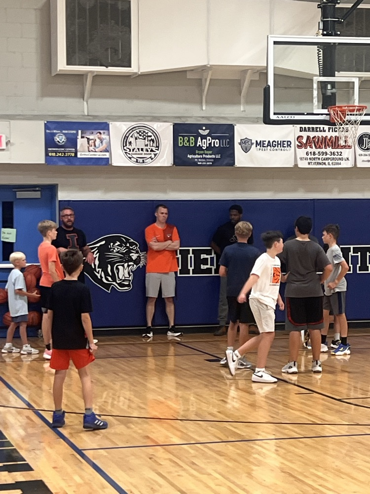 🏀