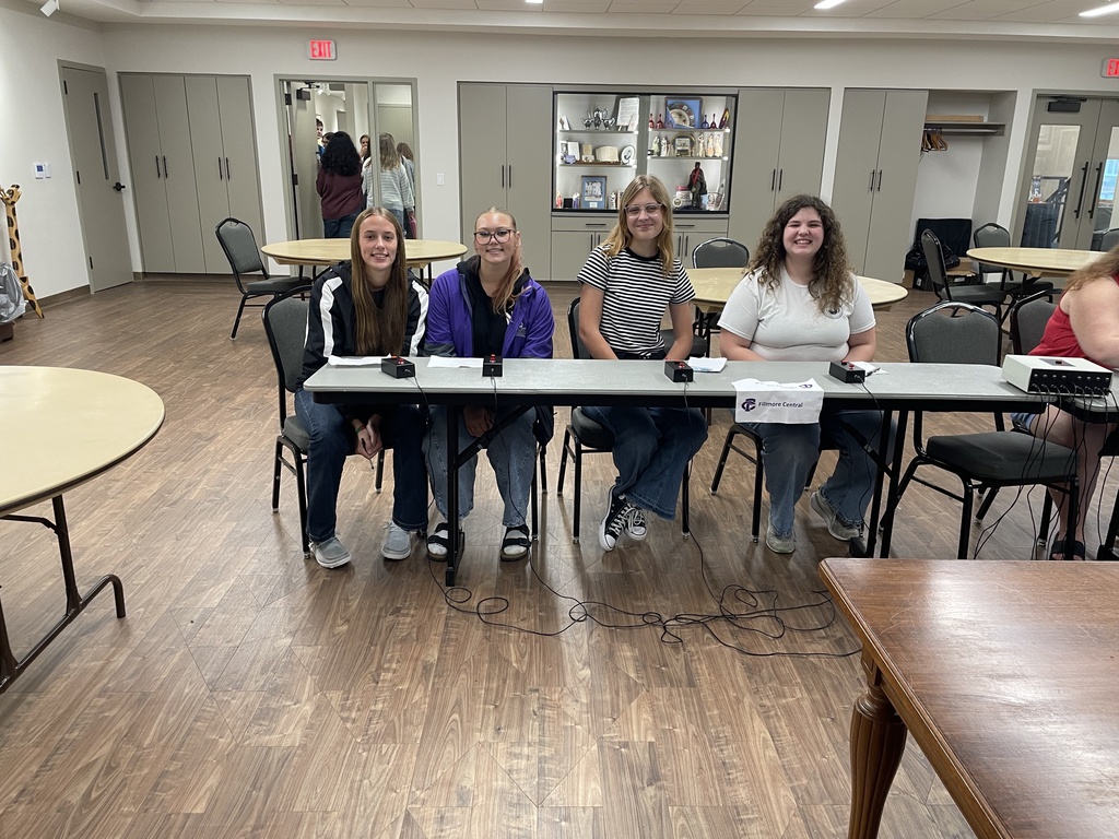 Women's quiz bowl champs.