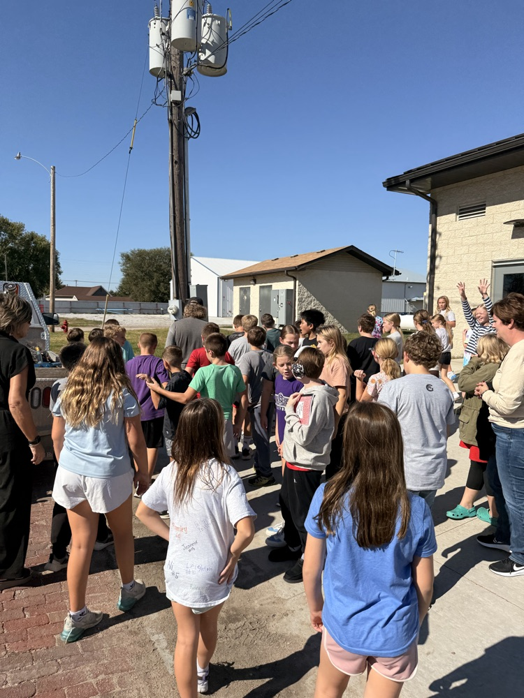 Fifth grade learns about Earth’s water.