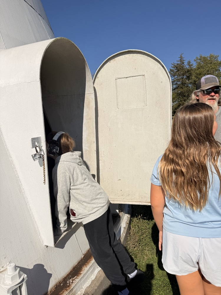 Fifth grade learns about Earth’s water.
