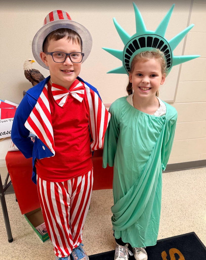 Lady Liberty and Uncle Sam