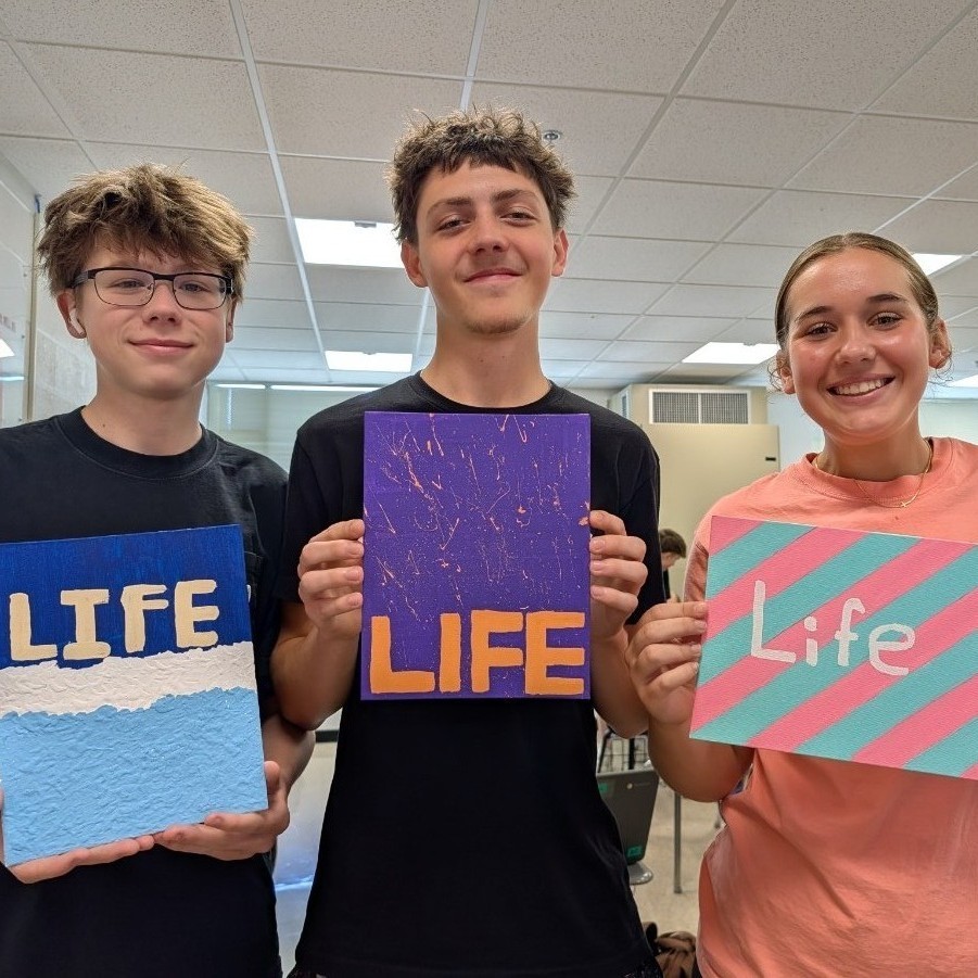 High School Civics students completed their study of the United States Constitution (The greatest document written by mankind in the history of the world) with a artistic look at the Preamble.  Special thanks to artist @catherinefreshley