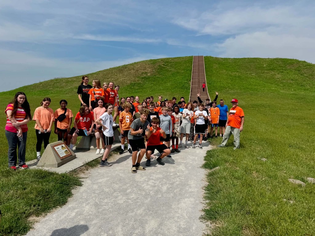 The 7th Grade History classes traveled to the Cahokia Mounds World Heritage site this week to learn more about the ancient Mississippian culture, play Chunky, and climb the 300-foot Monks Mound, the largest ancient earthen mound in North America.