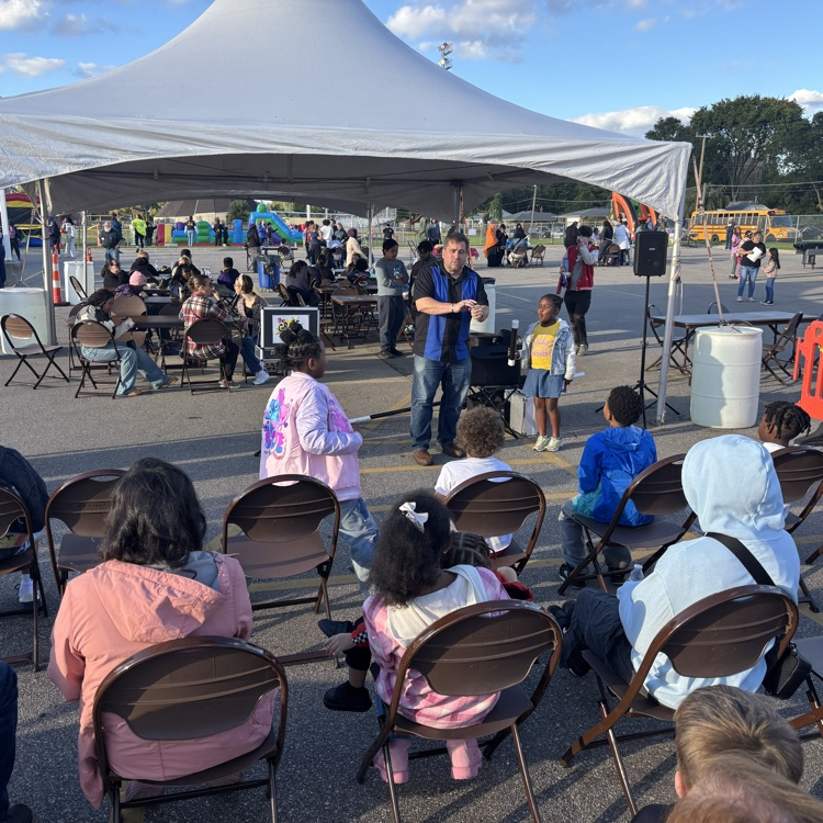magic show at family fun day