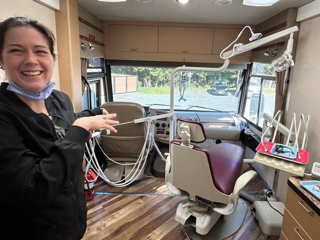 mobile dental clinic