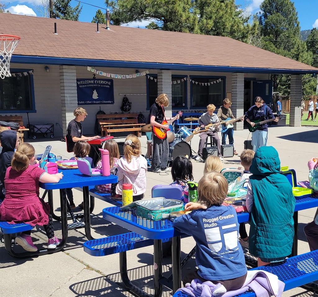 Lunchtime Rock Concert 