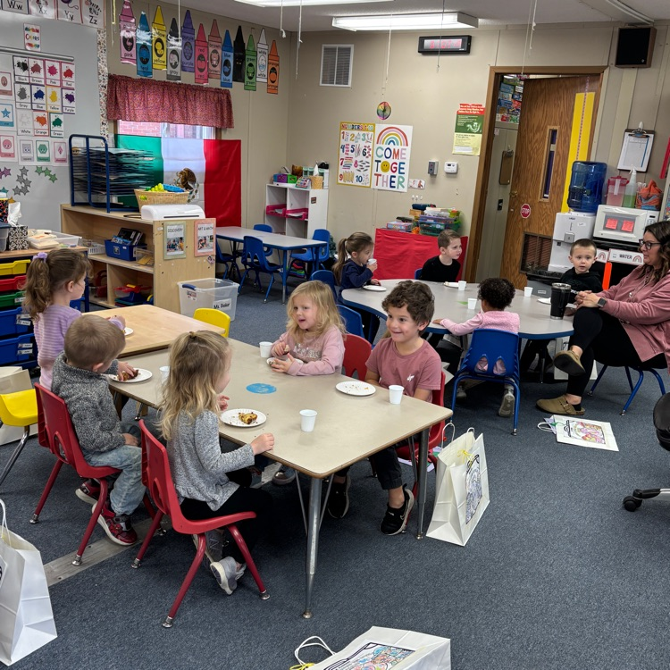 Day, one of Christmas around the world in Miss Decker’s a.m. pre-K class. We went to Greece and to Mexico.