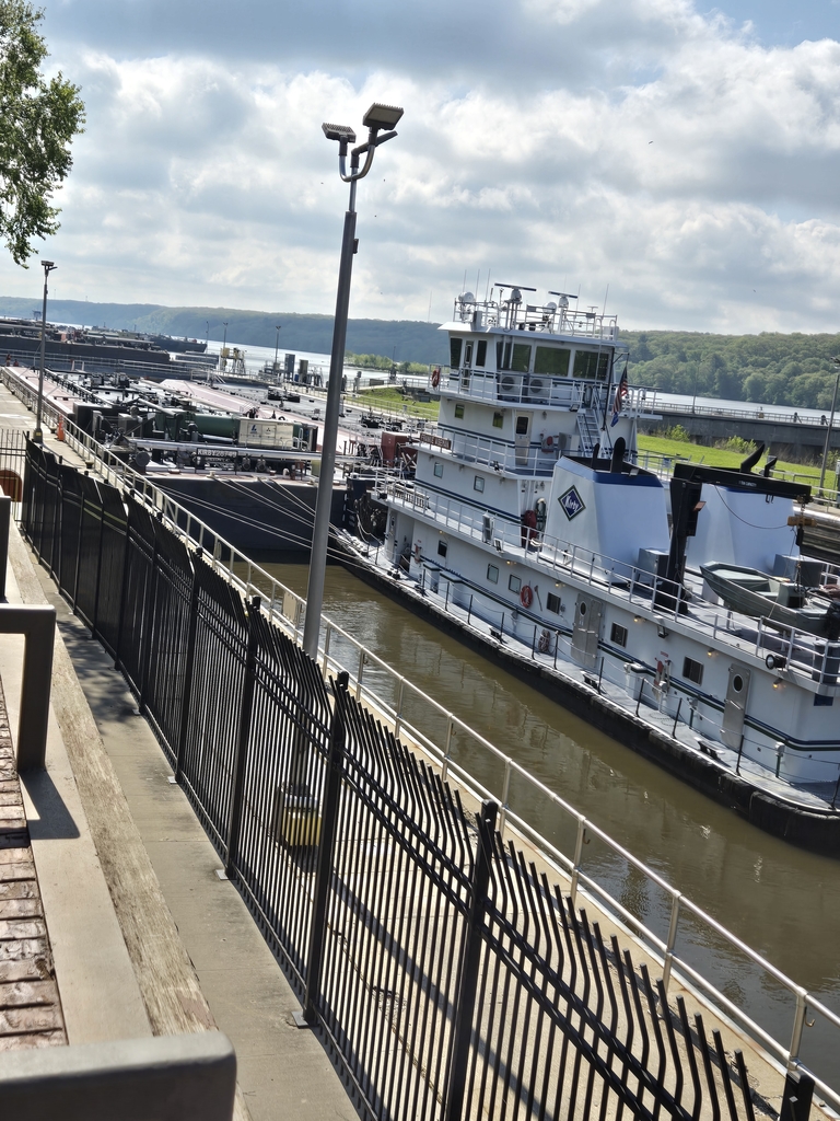 barge