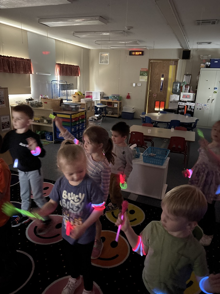 Let’s draw glowing shapes