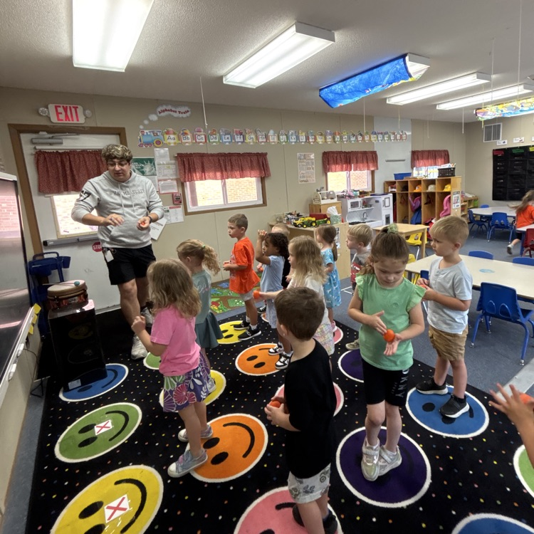 Ms. Dennis AM PreK