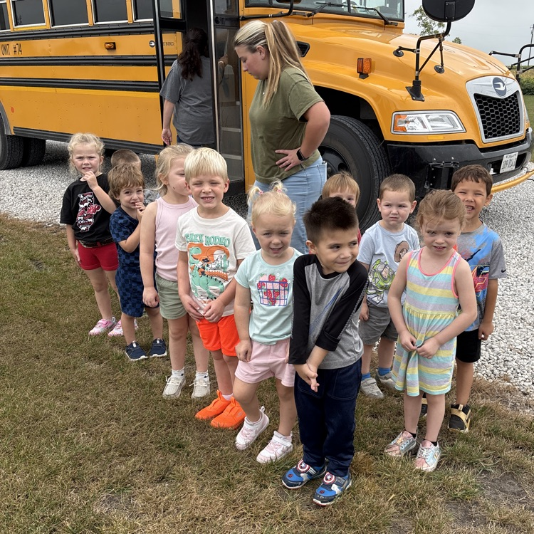 PM PreK headed to get pumpkins