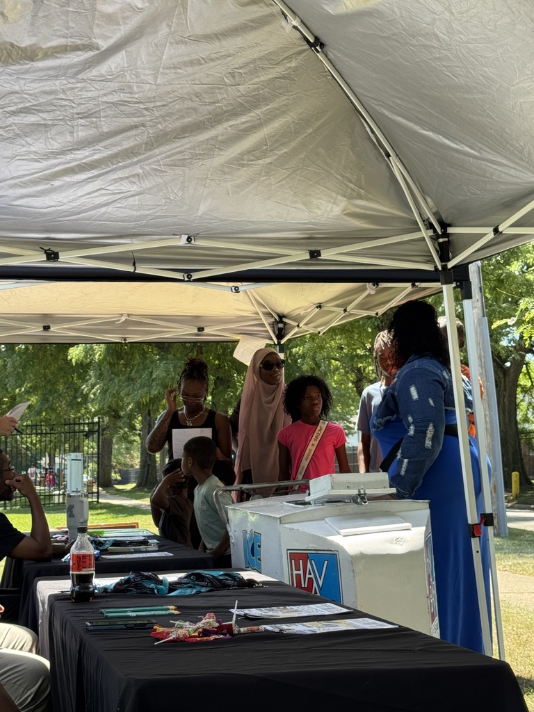 Pop up event at Ridgecrest Apartments to support Flint Community Schools