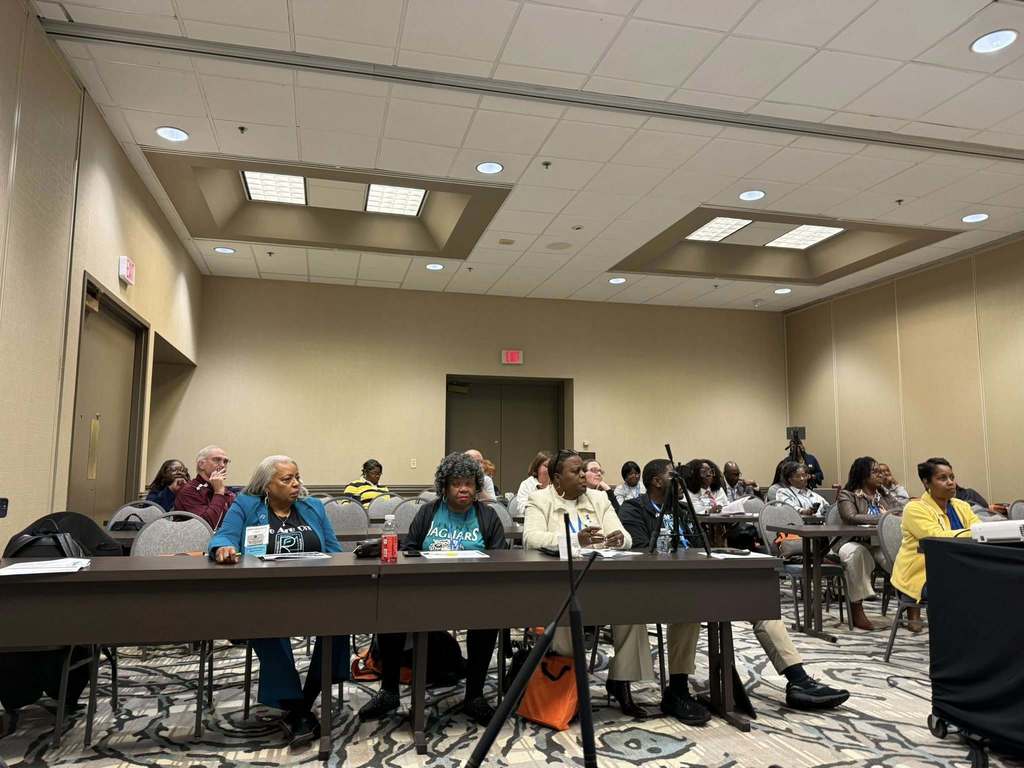 This past weekend, Superintendent Kevelin Jones, Board President Dr. Joyce Ellis McNeal, the FCS Board of Education, and Dr. JaNel Jamerson of the FLINT Center for Educational Excellence presented at the Michigan Association of School Boards Fall Conference in Traverse City.