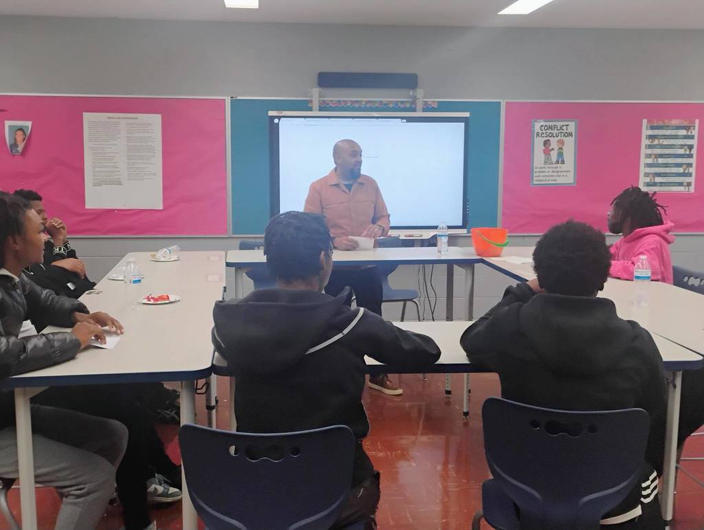 Superintendent Kevelin Jones stopped by Accelerated Learning Academy yesterday to speak with the Boys to Mentor Group