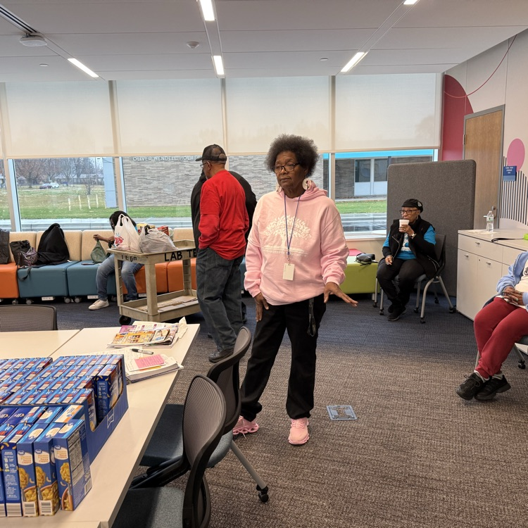 A huge thank-you to the Brownell-Holmes Neighborhood Association for hosting a turkey drive for our families! Their dedication to supporting our community is truly inspiring.