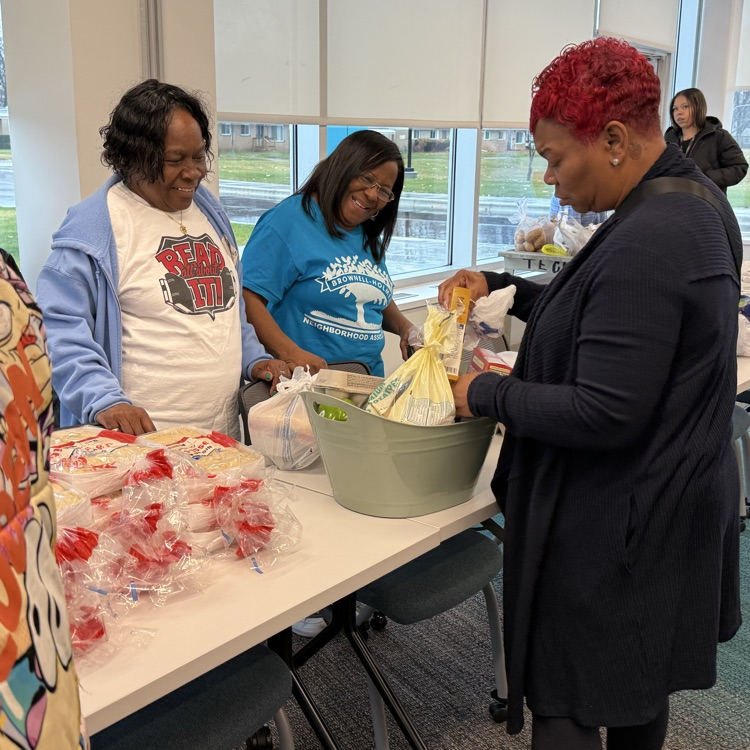 A huge thank-you to the Brownell-Holmes Neighborhood Association for hosting a turkey drive for our families! Their dedication to supporting our community is truly inspiring.