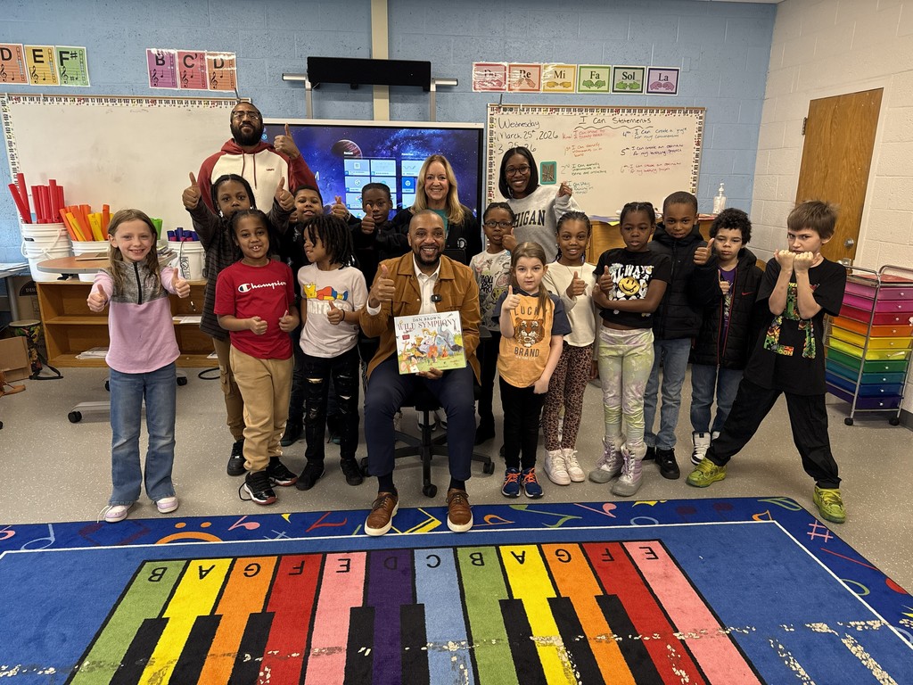 As part of March is Reading Month, Superintendent Jones made a special visit to Mrs. Taby's 3rd grade and Mrs. Harrison's 5th grade classes at Potter Elementary School. He enjoyed reading books, asking questions, and learning more about our amazing scholars.