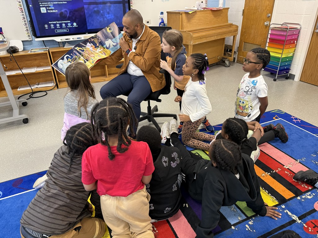 As part of March is Reading Month, Superintendent Jones made a special visit to Mrs. Taby's 3rd grade and Mrs. Harrison's 5th grade classes at Potter Elementary School. He enjoyed reading books, asking questions, and learning more about our amazing scholars.