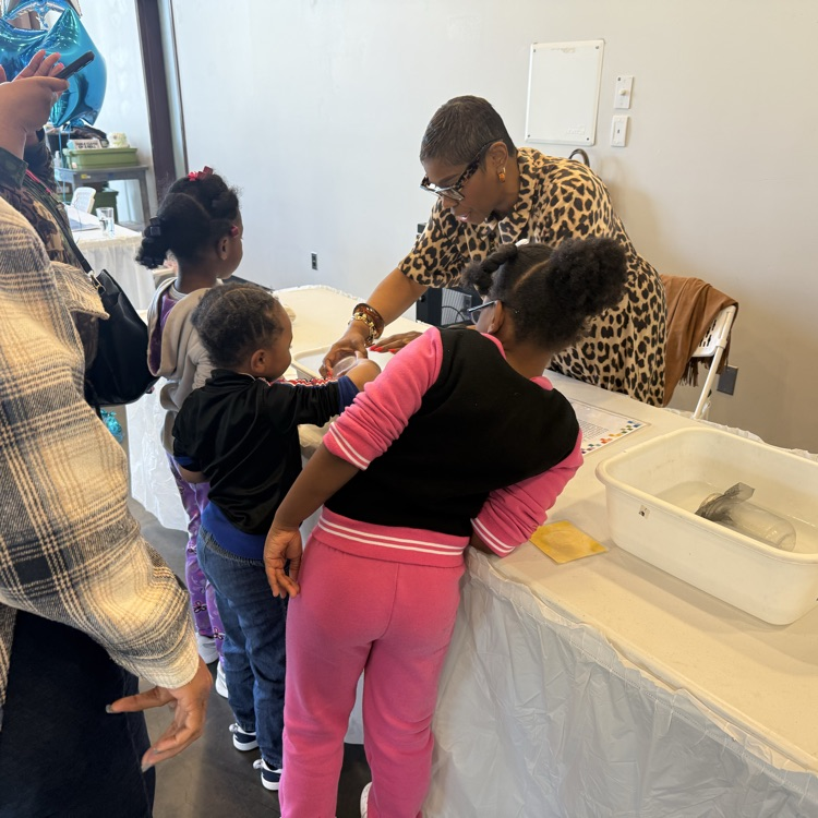 Flint community Schools Kindergarten Round Up at the Flint Farmers’ Market