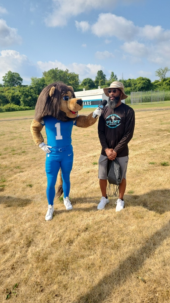 Our Flint Jaguars Football Team received an incredible surprise this morning as the Detroit Lions Foundation stopped by with brand-new football equipment through its Touchdown in Your Town grant program!