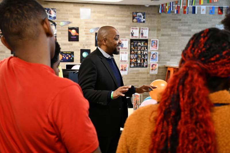 Holmes STEM Middle School Academy Celebrates Grand Opening of New Media Center