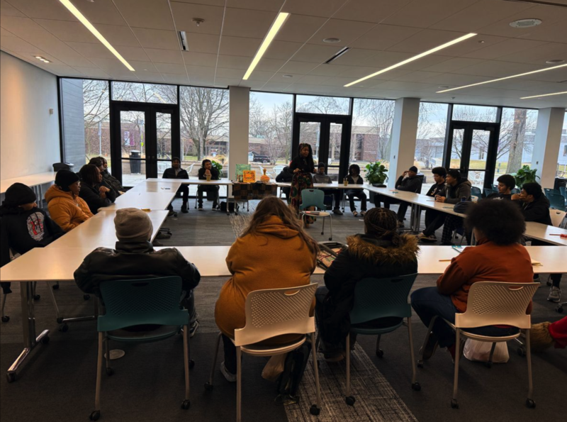 Seniors at the Flint Public Library