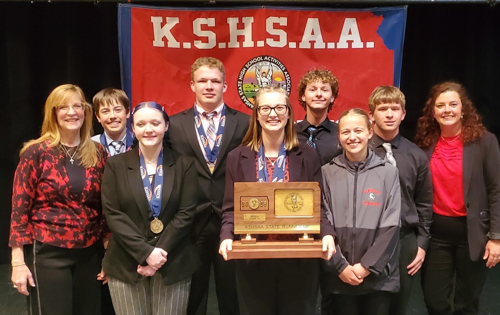 Flinthills High School Forensics Team Takes 2ND PLACE at STATE CHAMPIONSHIPS with Mighty Team of Seven!