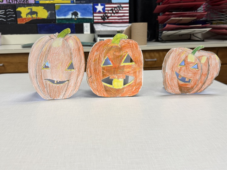 Color Pencil Jack o’Lanterns with basic circuitry