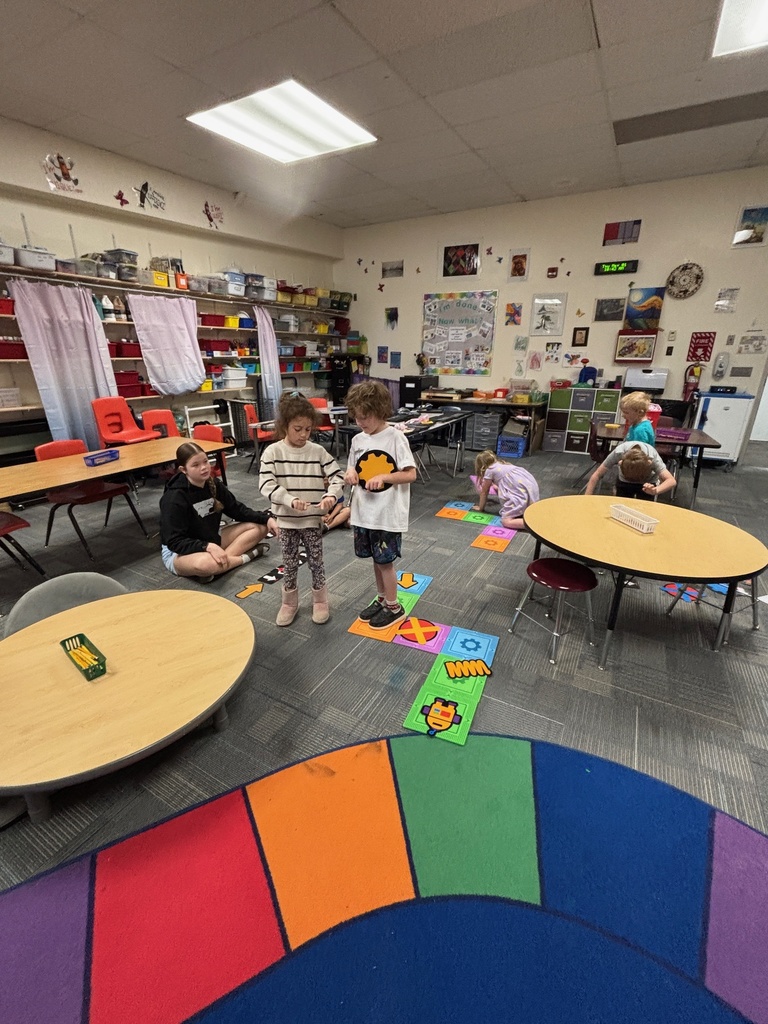 Kinesthetic coding with kindergarteners! 