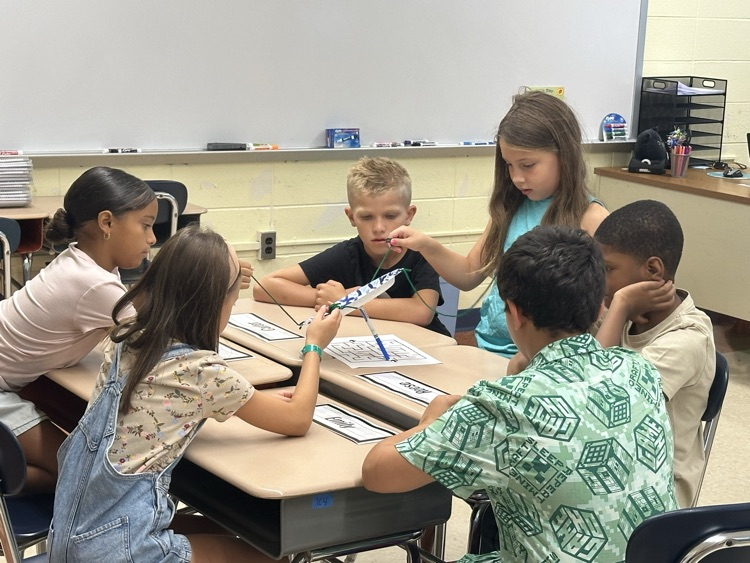 pic of 4th graders at desks