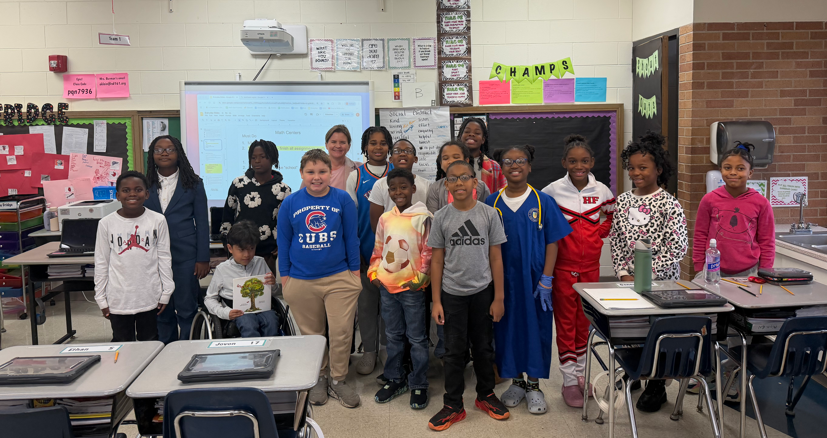 Mayor Nelson with kids 