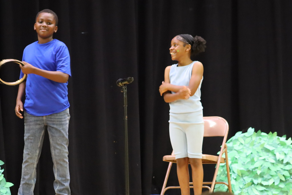 kids in the play