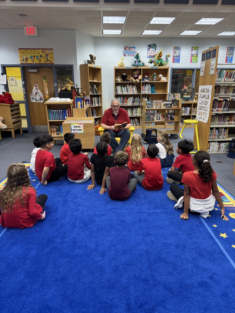 librarian reading to class