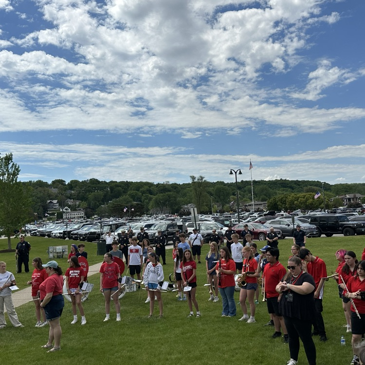 parade 5