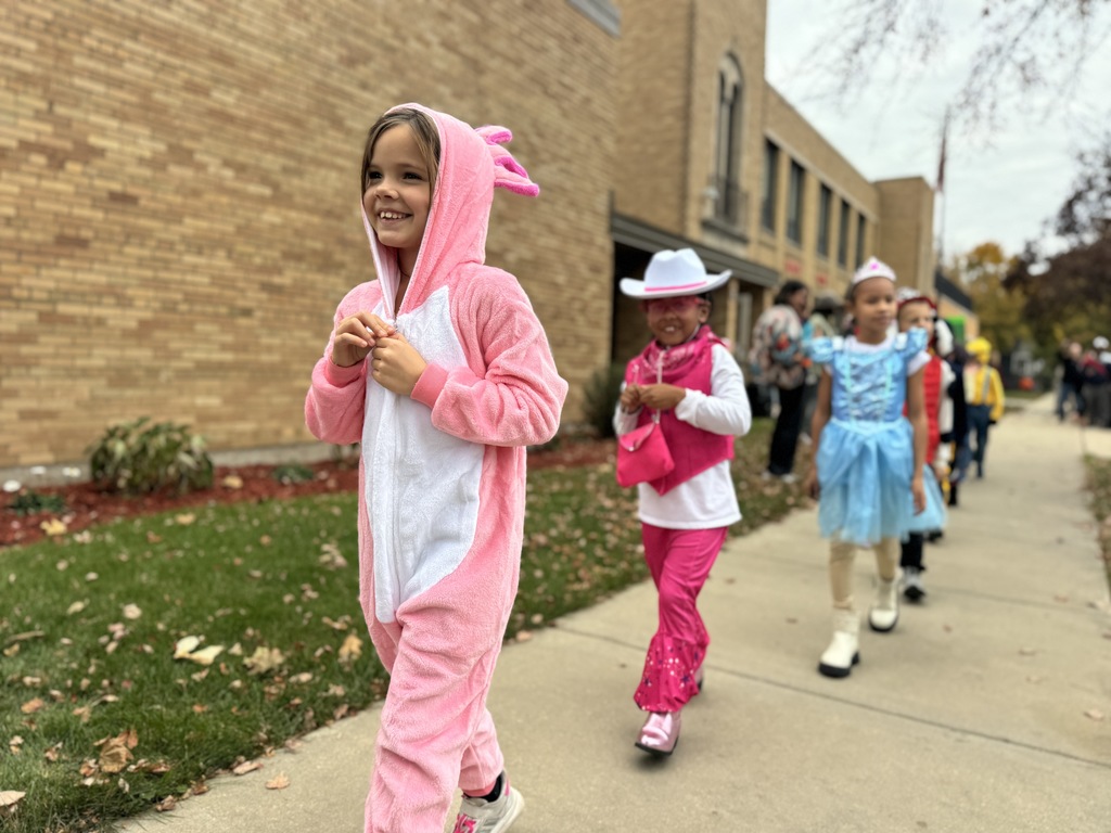Betsy Ross Halloween Parade