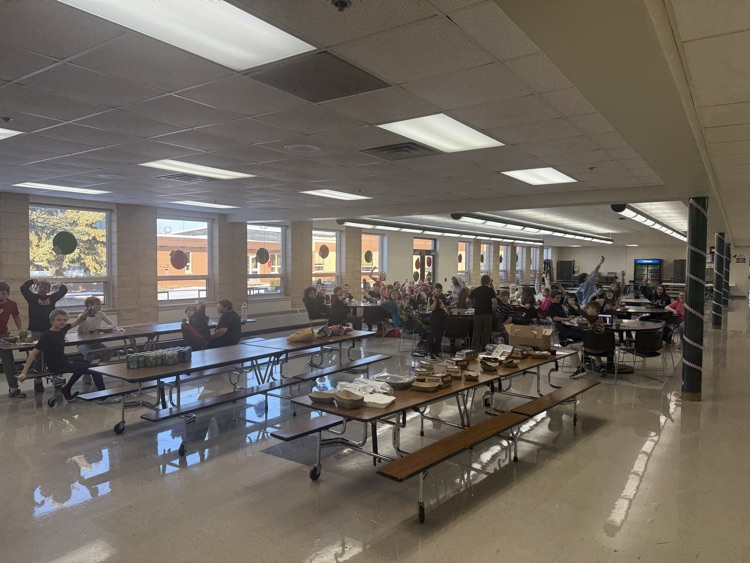 6th grade Math Buffalo Wild Wings' ratios came to life as we had our BW ratio party! 330 plus wings of a variety of favorite ratios were enjoyed.