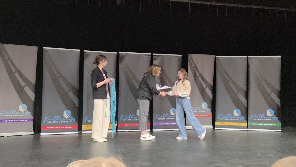 Student getting certificate