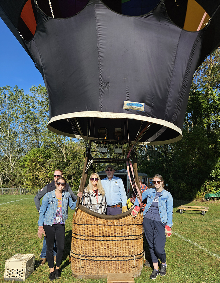 hot air balloon