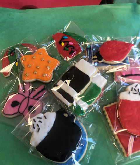 FA Chemistry tree and cookies