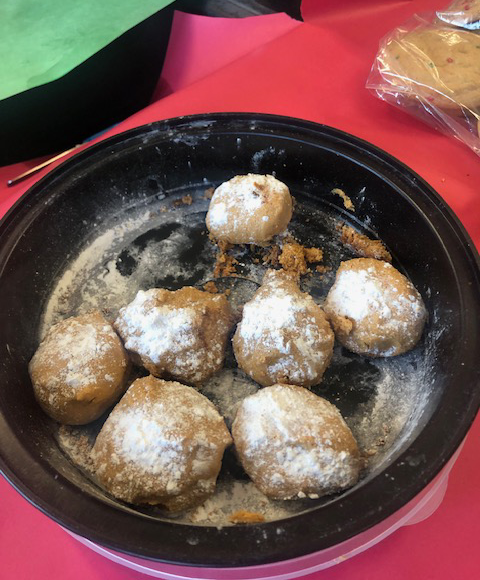 FA Chemistry tree and cookies