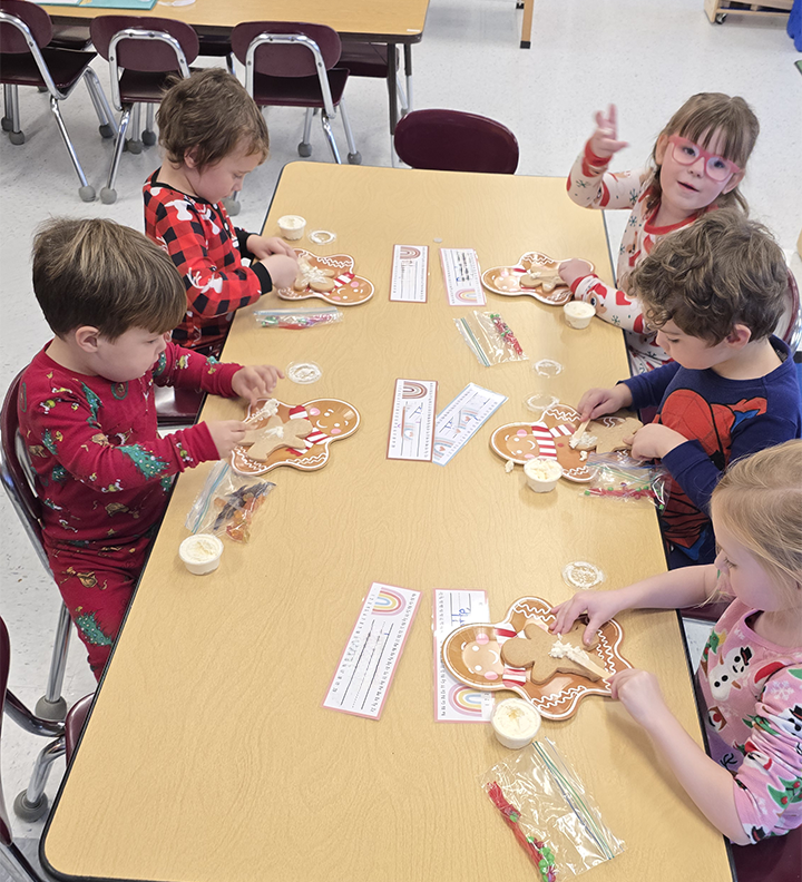 pre-k gingerbread hunt